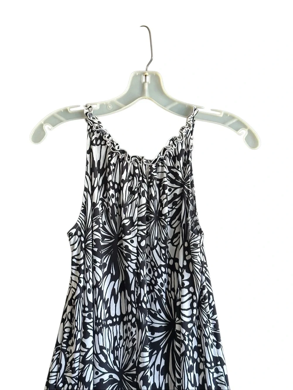 Morgan Taylor Intimates Black& White Floral Print Sleeveless Nightgown. Large